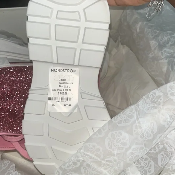 pink alexander mcqueens boots size 37 never worn comes with box and dust bag - Picture 6 of 12